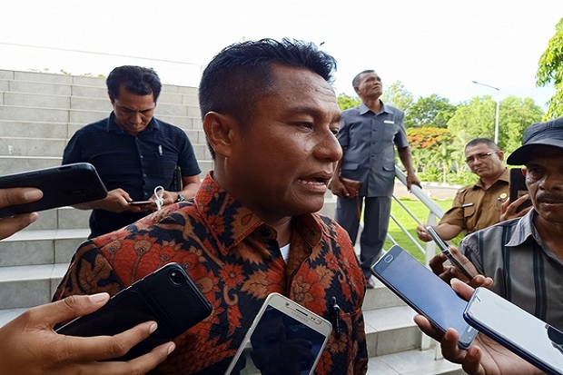 DPRD Rote Ndao Desak...
