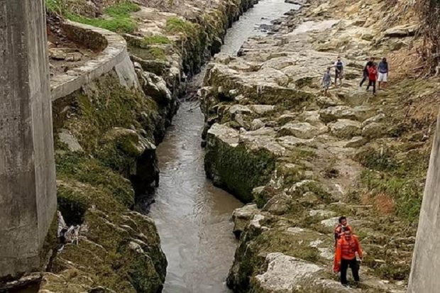 2 Hari Hanyut di Sungai...