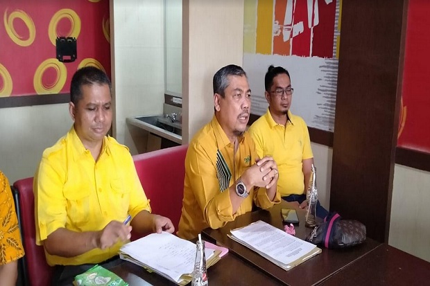 Tanpa Persetujuannya,...