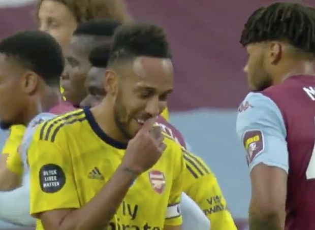 Suporter Kecewa, Aubameyang...