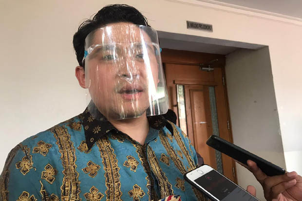 Sidang Perdana Cowell...