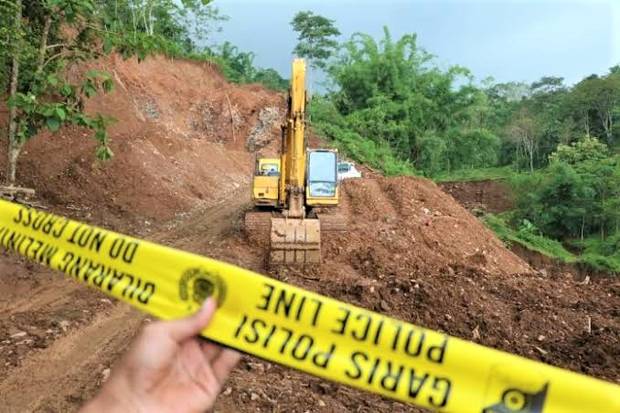 Tanpa Izin Operasi,...