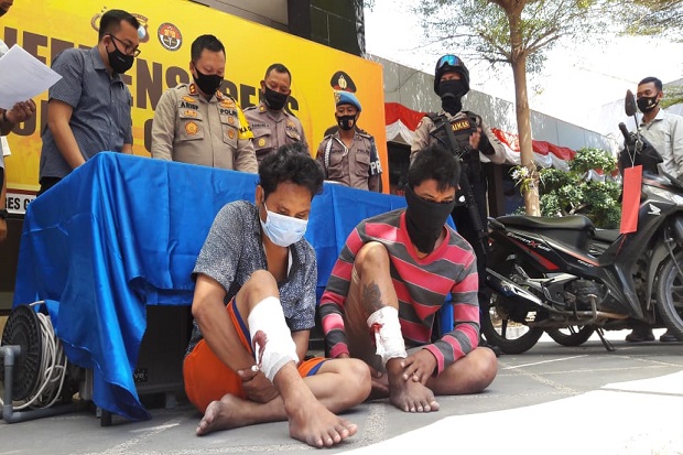 Beraksi di Gresik, 2...