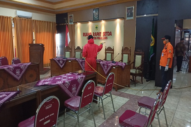 Bupati Pemalang dan...