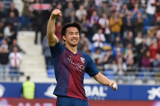 Tiga Pemain Asia Paling...