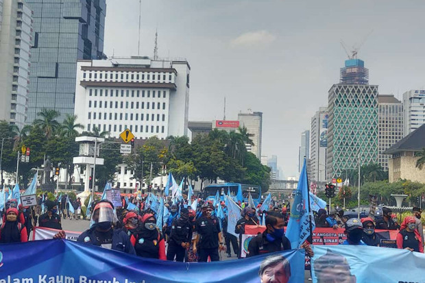 Tolak RUU Cipta Kerja,...