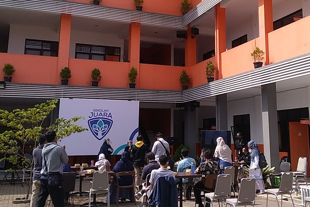 Banyak Diburu Siswa...