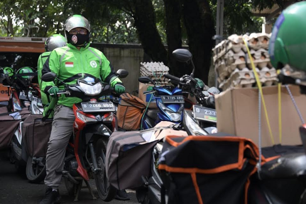 Penyaluran Bansos Provinsi...
