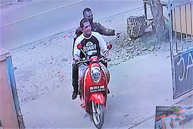 Anggota Satuan Narkoba...