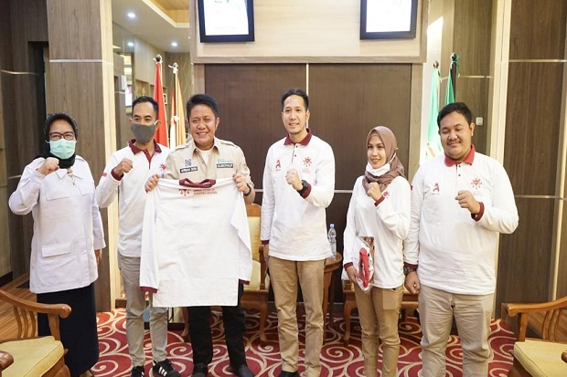 Perangi COVID-19, Relawan...
