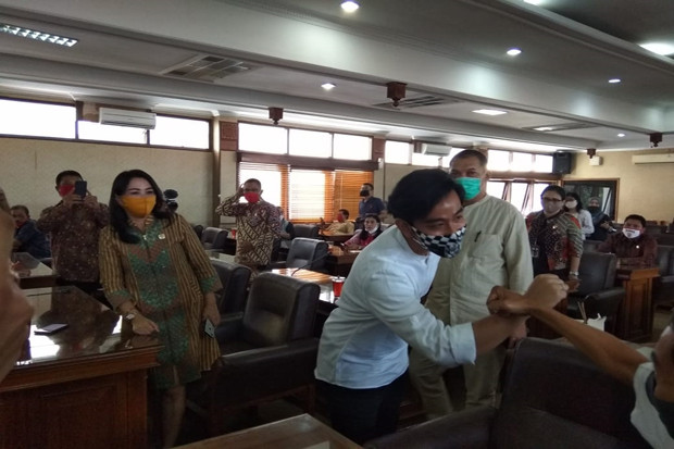 Mulai Safari Politik,...