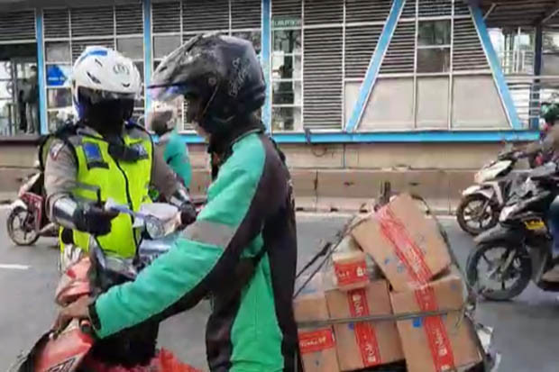 2 Jam Operasi Patuh...