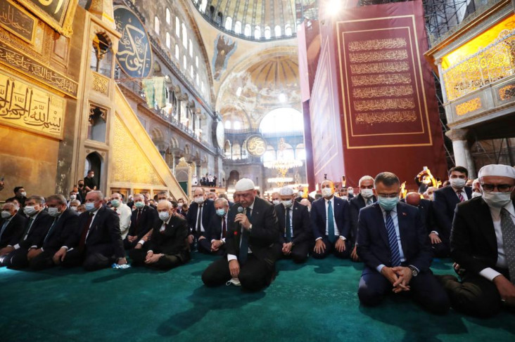 Erdogan: Kunjungi Makam...