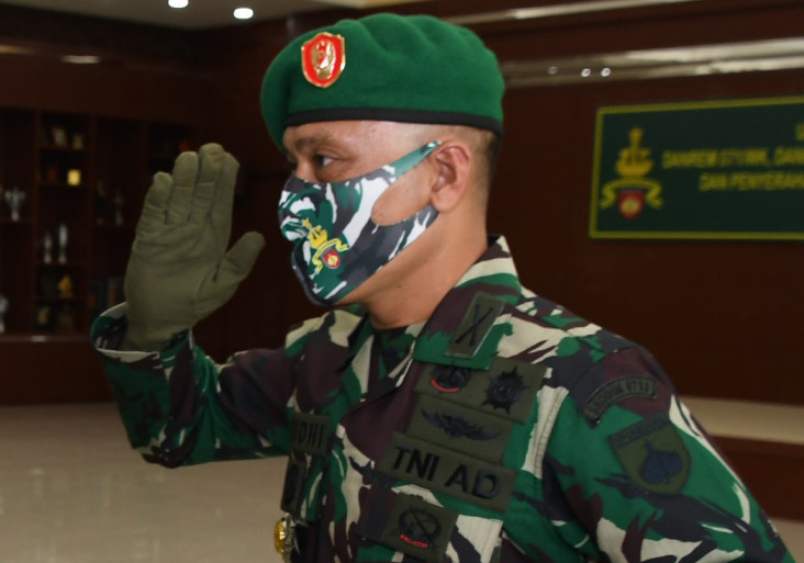 Jalan Berliku Dandim...