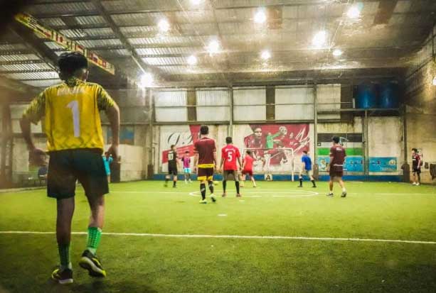 Lewat Fun Futsal, Red...