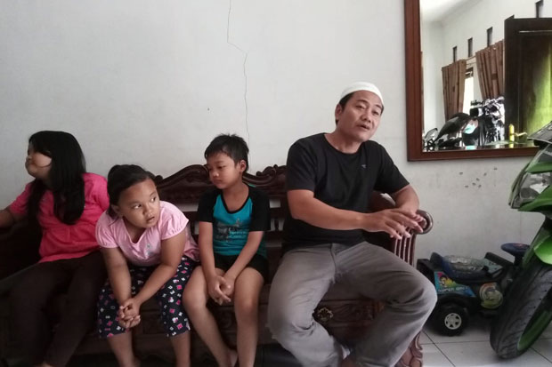 Orang Tua Tak Yakin...