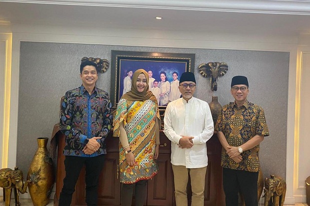 Pilkada Karawang, Yesi-Adly...