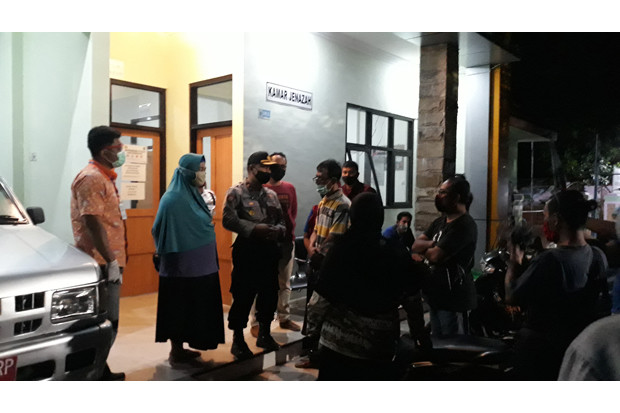 Keluarga Pasien Ini...