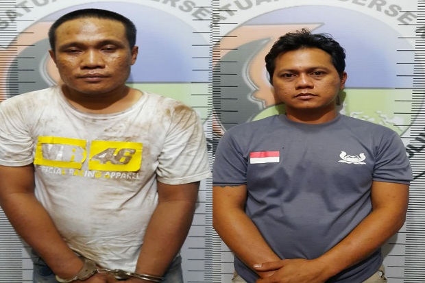 Dua Tersangka Pengedar...