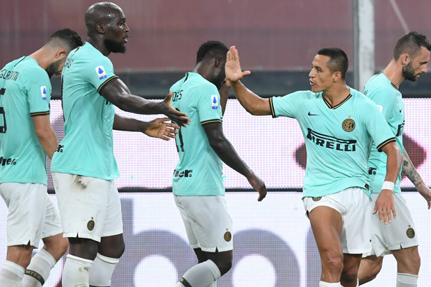 Taklukkan Genoa, Inter...