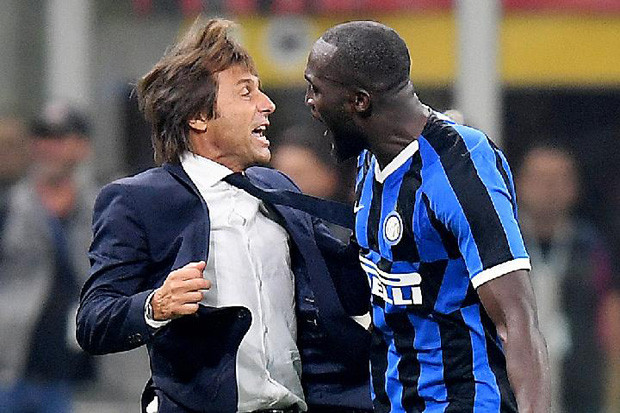 Conte Berkelakar Romelu...