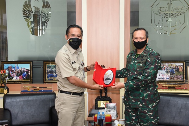 Kopassus Bersama Disdik...