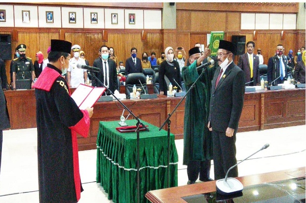 Effendi Rasyid Latuconsina...