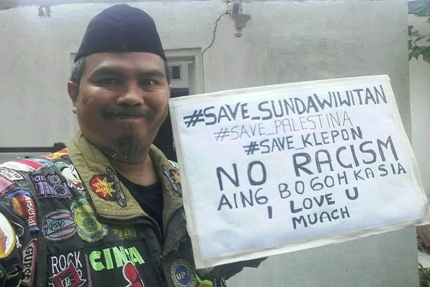Seniman Bandung Gusjur...