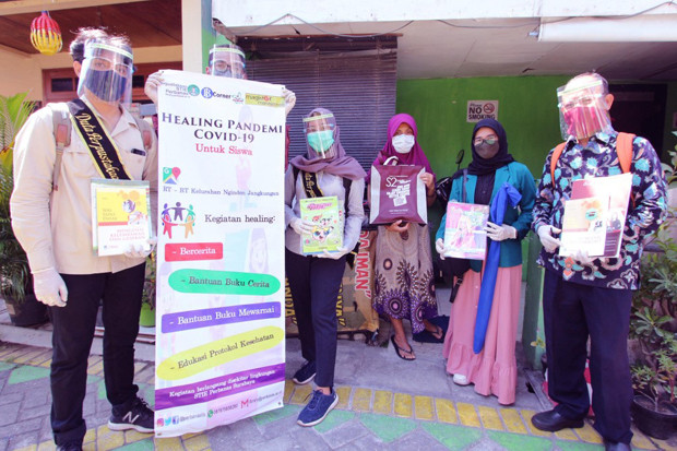 Hibur Pelajar di Surabaya,...