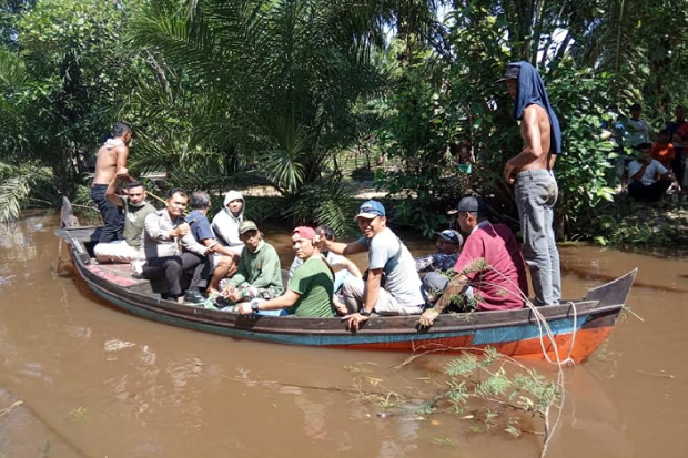 Petani Labura Hilang...