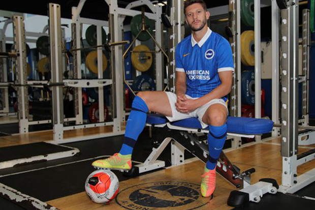 Resmi Bergabung, Brighton...