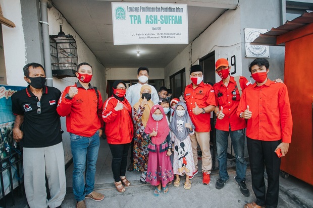 Peringati Kerusuhan...