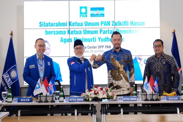 Zulhas-AHY Bahas RUU...
