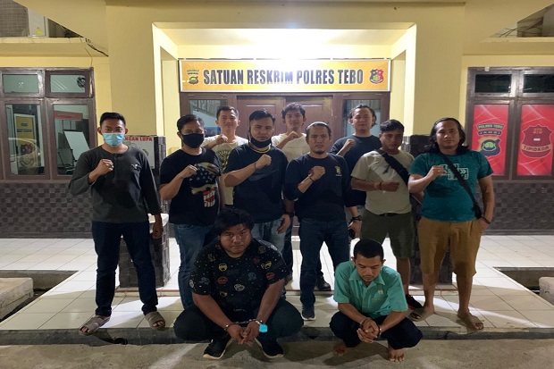 Peras Korban dengan...