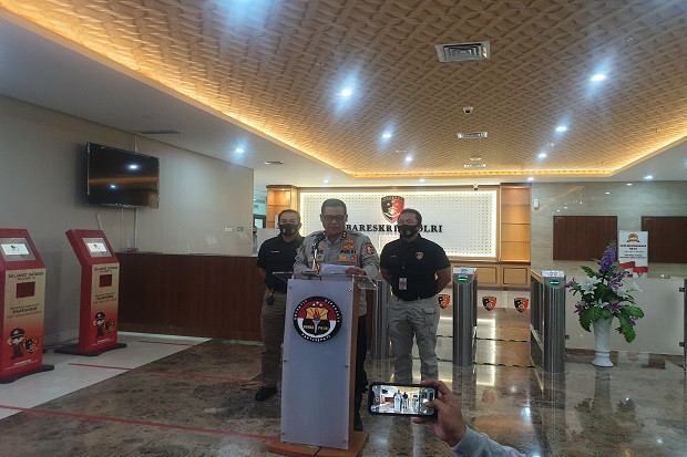 Polri Tetapkan Pengacara...