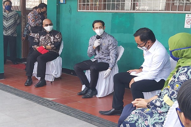 Tinjau PJJ di Bogor,...