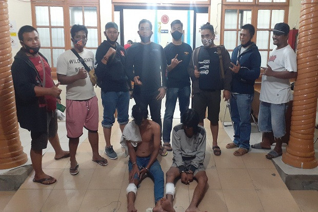 2 Jam Usai Beraksi,...
