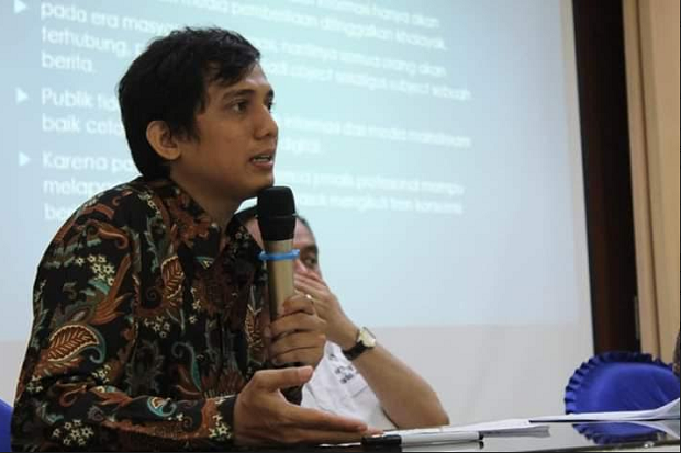 Akhyar vs Bobby Nasution...