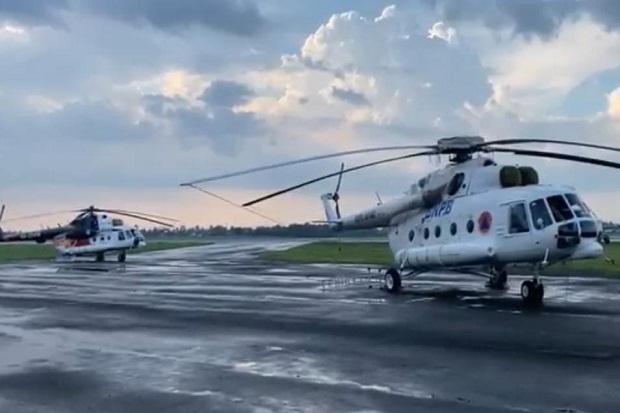 9 Heli Water Bombing...