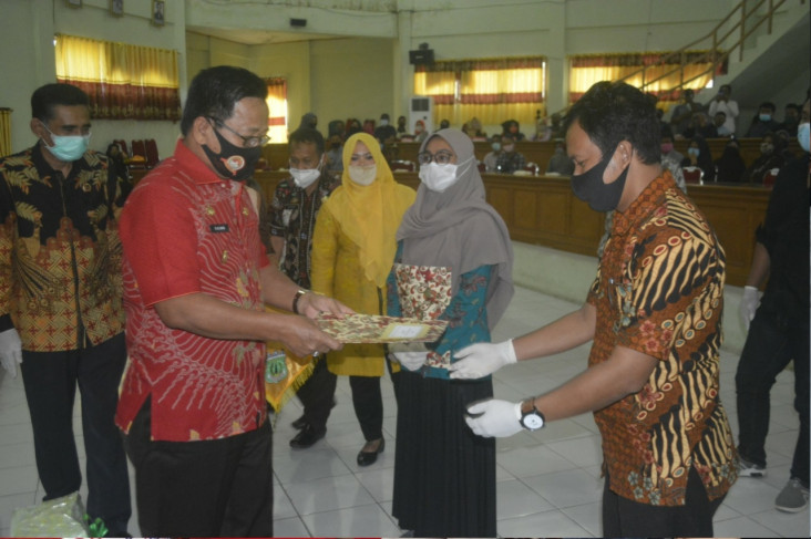 Ratusan Sertifikat Tanah...