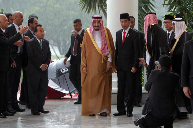 Suasana Idul Adha, Jokowi...