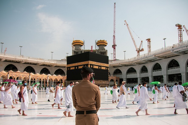 Otoritas Saudi Tangkap...
