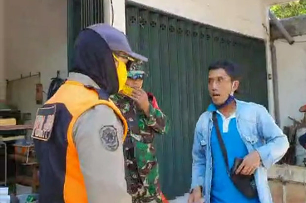 Pengendara Sepeda Motor...