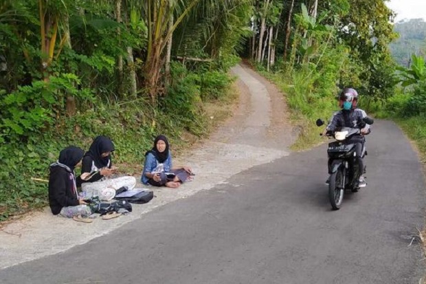Kemendikbud Akan Bantu...