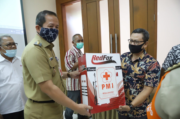 PMI Jakut Salurkan 550...