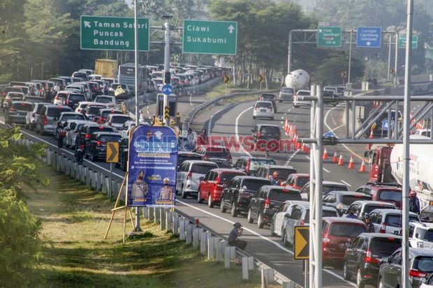Poles Wisata Puncak,...
