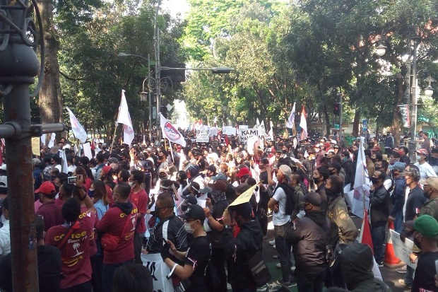 Pekerja Hiburan Bandung...