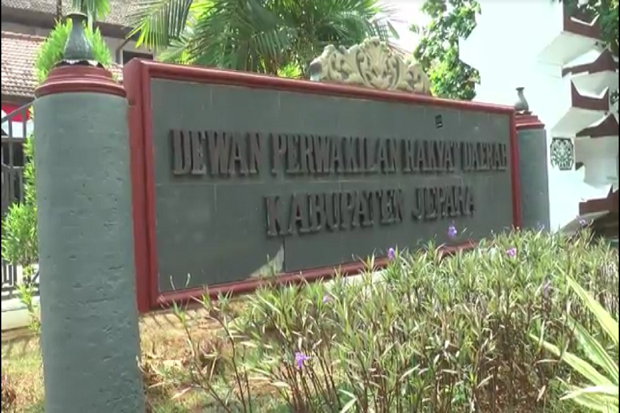 Sempat Kontak dengan...