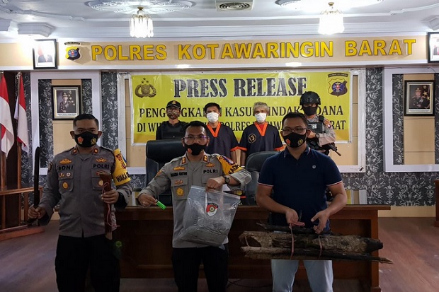 Bakar Lahan untuk Buka...
