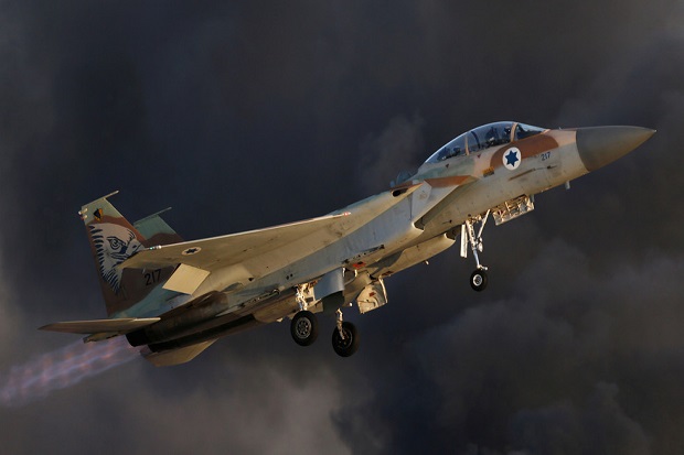 Israel Bombardir Damaskus,...